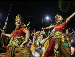 Tarian Bhayangkara Padjajaran Dipersembahkan Pada Kirab Budaya Milangkala Tatar Sunda