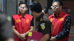 Kejati Sumsel Serahkan Oknum Anggota DPRD dan Anaknya Dugaan Graifikasi Kegiatan Jaringan Irigasi pada Dinas PUPR Kab Muara Enim