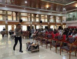 Sasar Mahasiswa Fakultas Hukum Unsika Sosialisasi Kamseltibcarlantas Polantas Polres Karawang